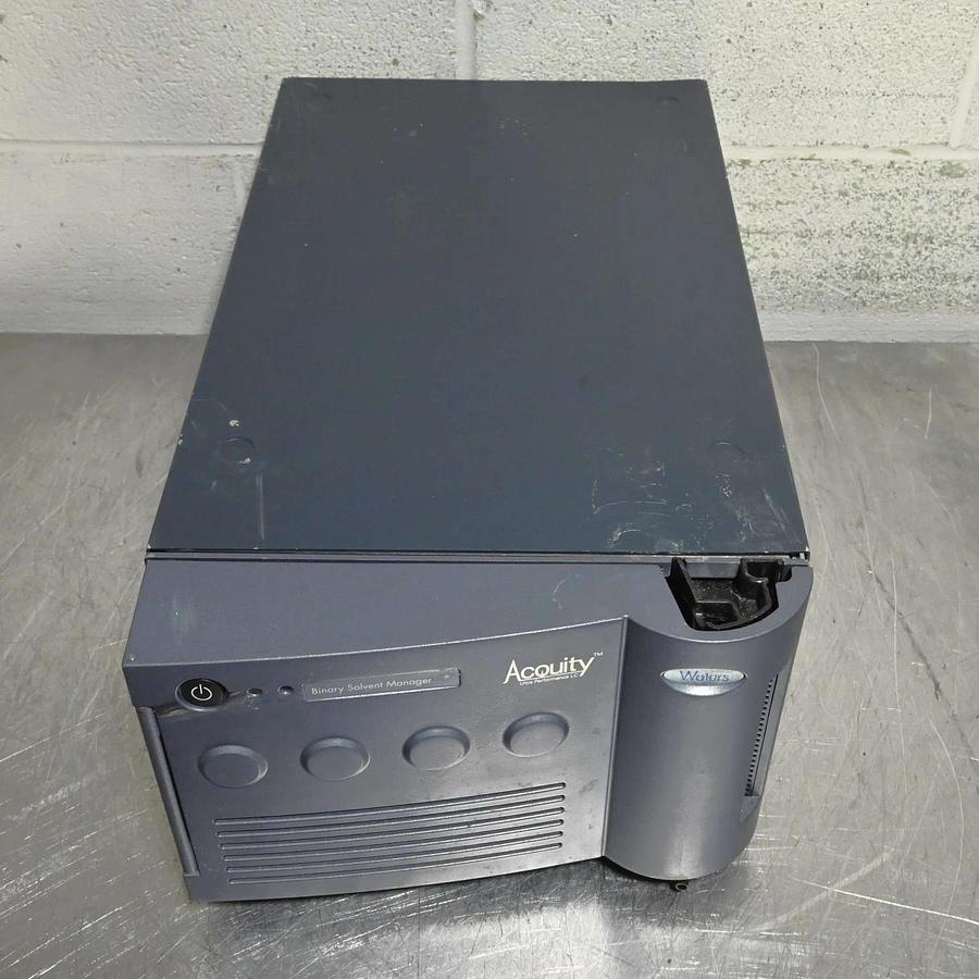 Used Waters Acquity Binary Solvent Manager 186015001 w/ Bottle Tray