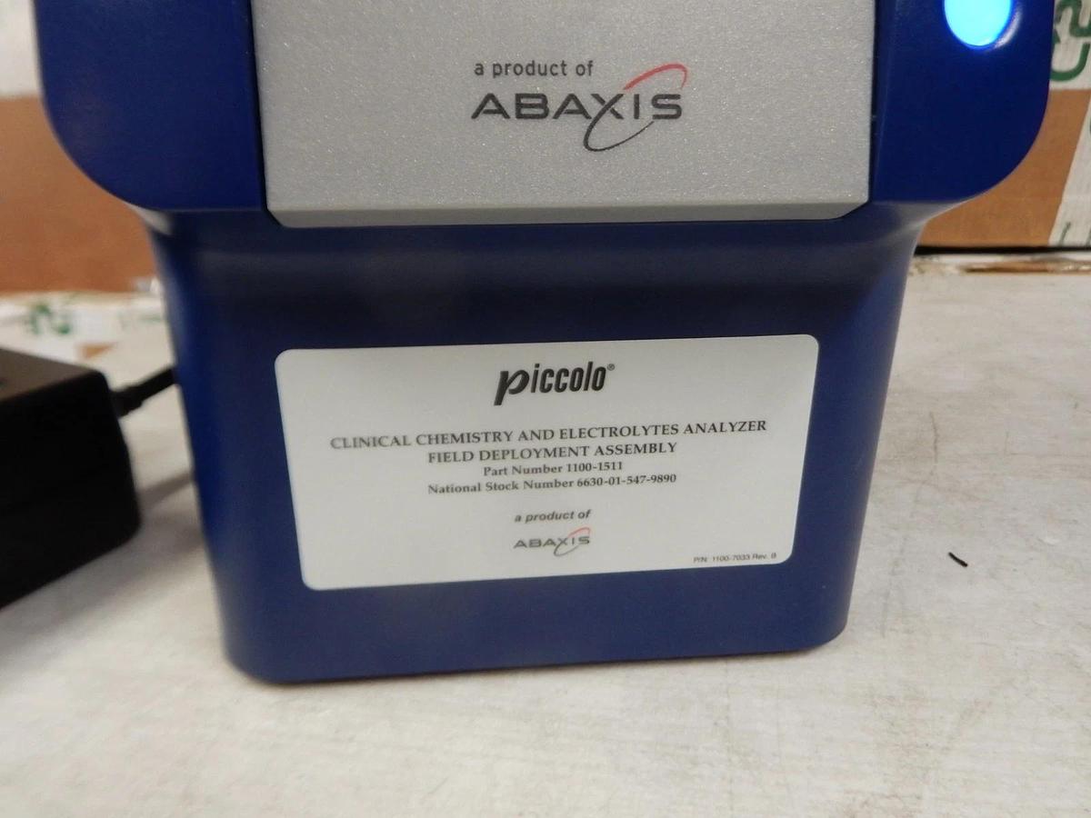 Used Abaxis Piccolo Xpress Chemistry Analyzer 1100-1000 Complete Set + Warranty