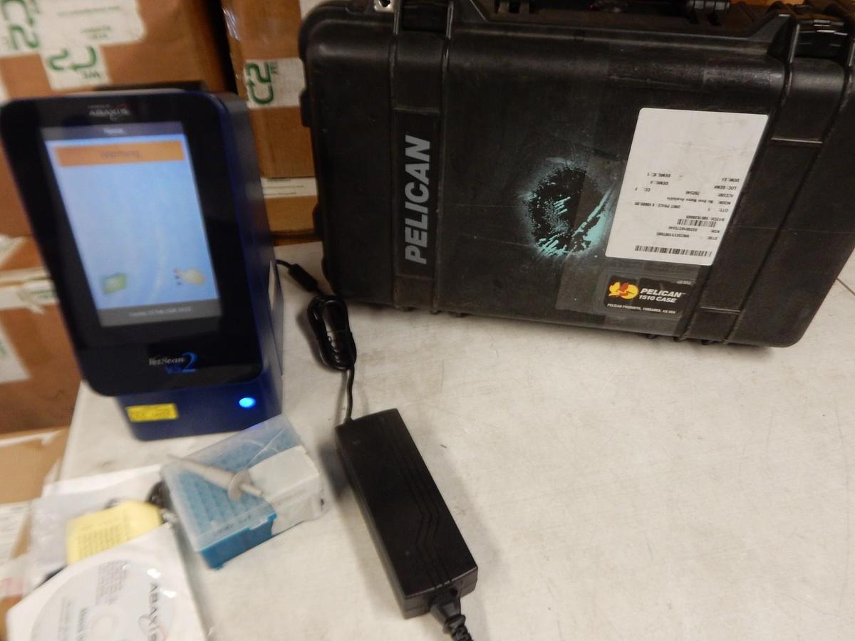 Used Abaxis Vetscan VS2 Chemistry Analyzer (2nd Gen)  - Bad Touch Screen