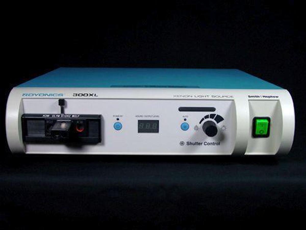 smith-nephew-dyonics-300xl.jpg