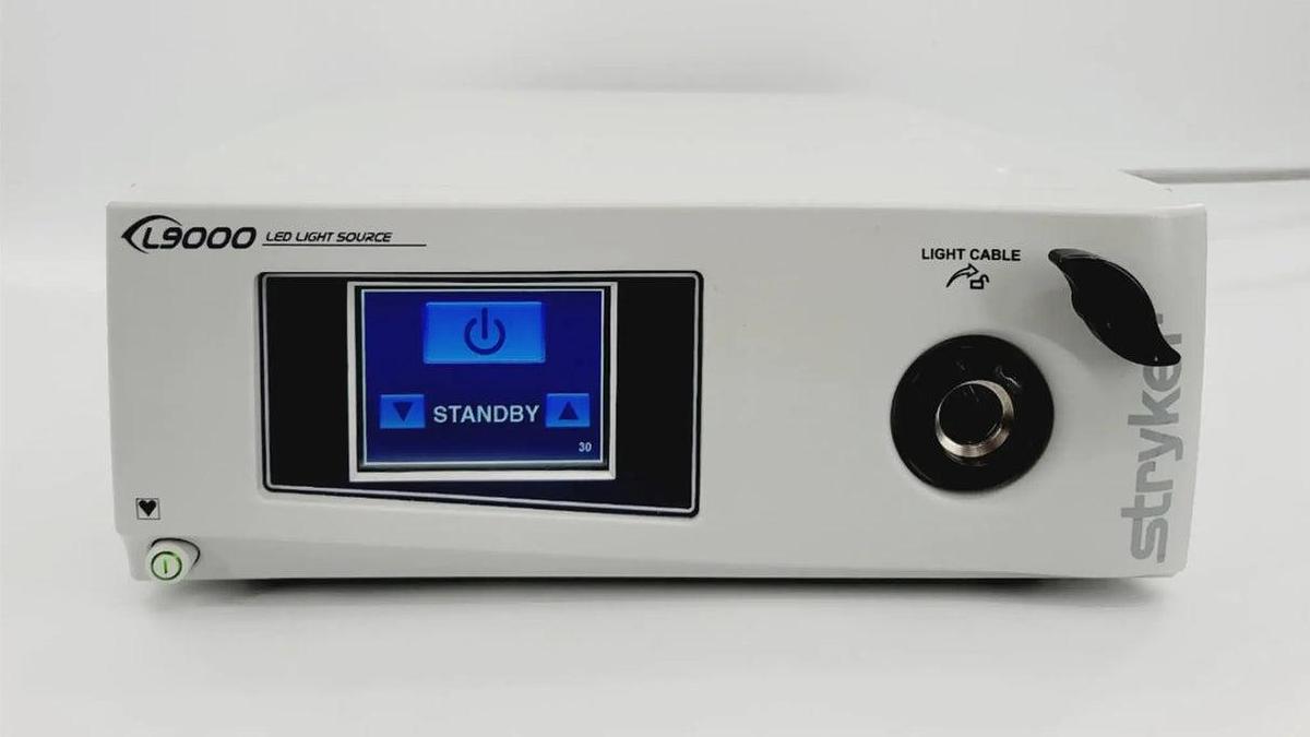 stryker-l9000-led-light-source.jpg