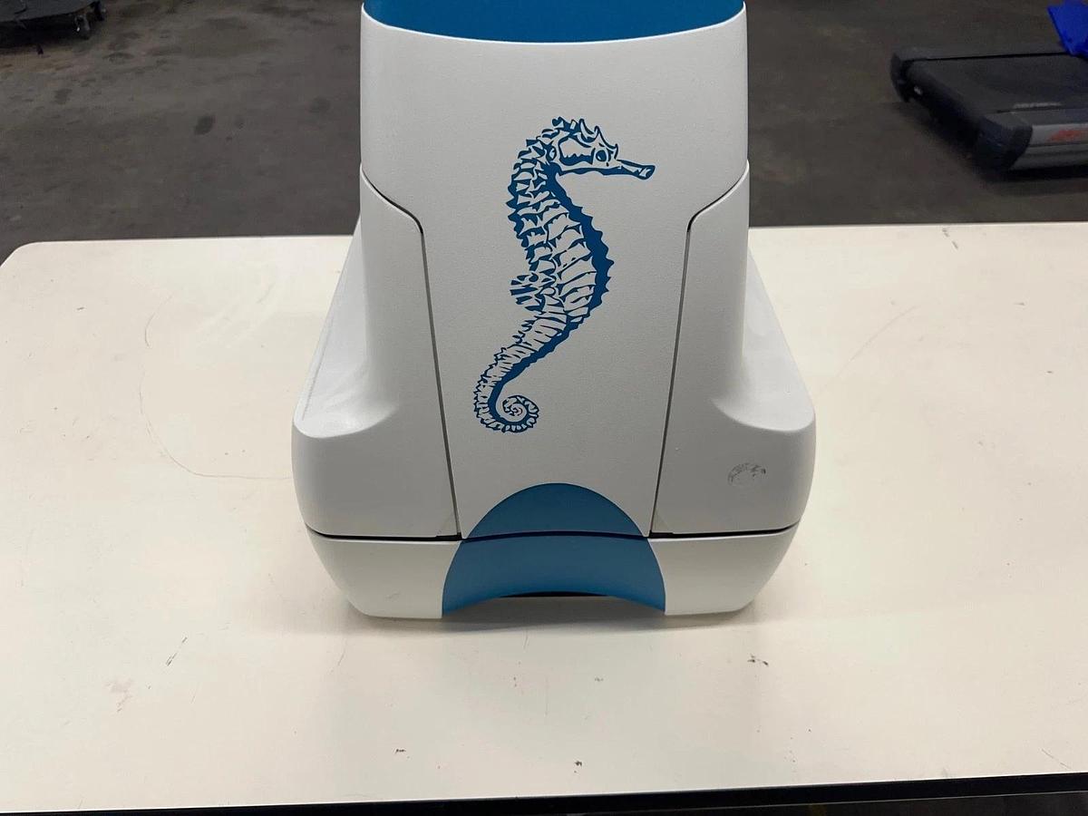 Used Agilent Seahorse Bioscience XFe24 Extracellular Flux Analyzer + Warranty