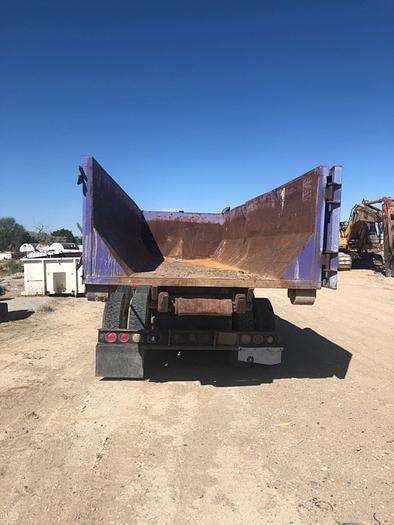 Used 1989 Chev rolloff truck HB18238