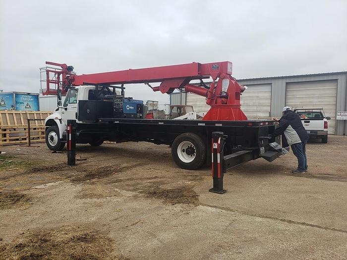 Used 2007 International 4400 Skyhoist RX87 Sign Crane - M26707
