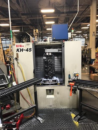 Used KIWA KH45 4 AXIS 400MM HORIZONTAL MACHINING CENTER