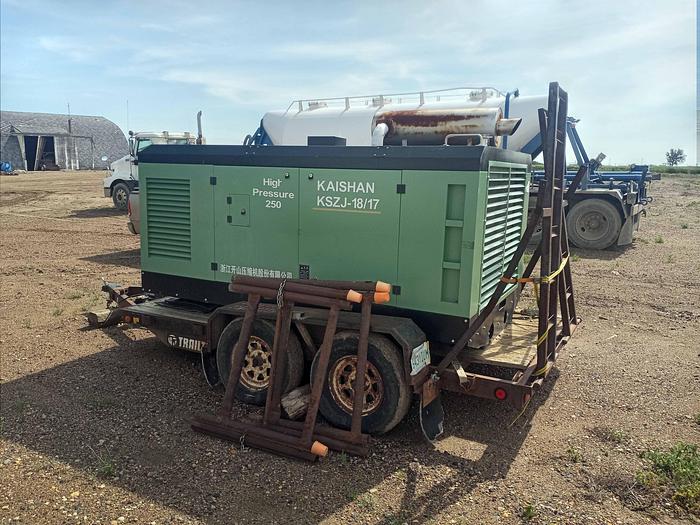 Used Hydraulic Crawler Drill Rig and Air Compressor