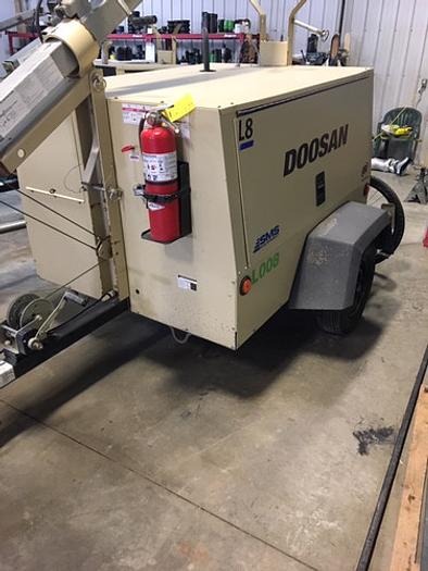 (5) 2012 Doosan Light Plants