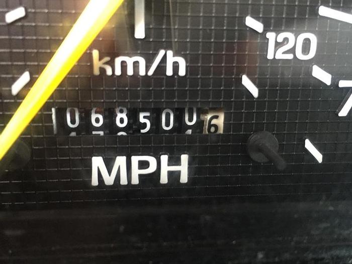 Used Unit #: 1305 - 1998 Jet-A refueler. Manufactured by Gariste. Ford chassis.