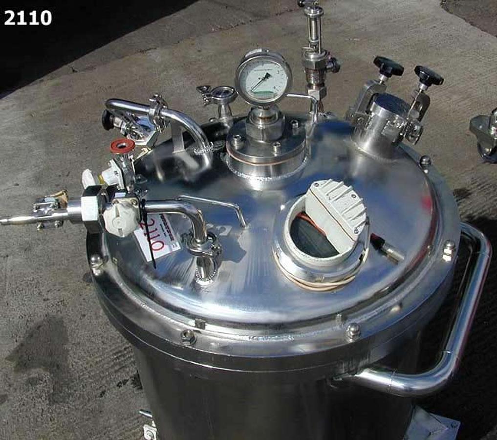 Used GIUSTI 300 litre vessel
