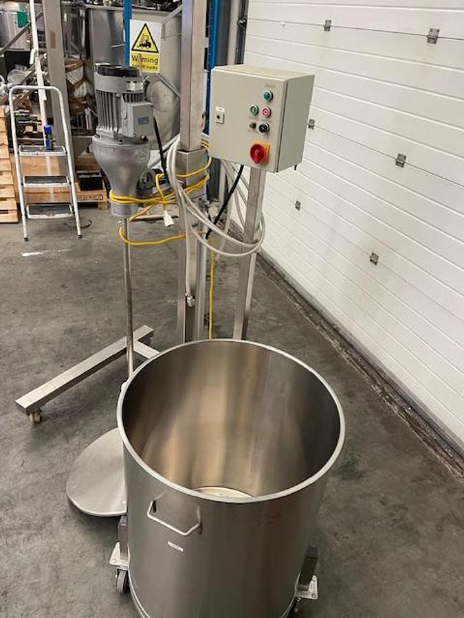 Used Stainless Steel 200L mixing vessel