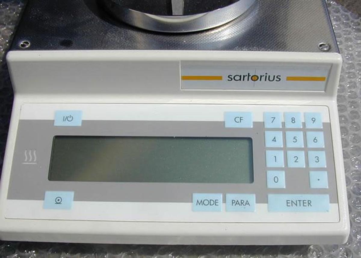 Used Sartorius Moisture Analyser