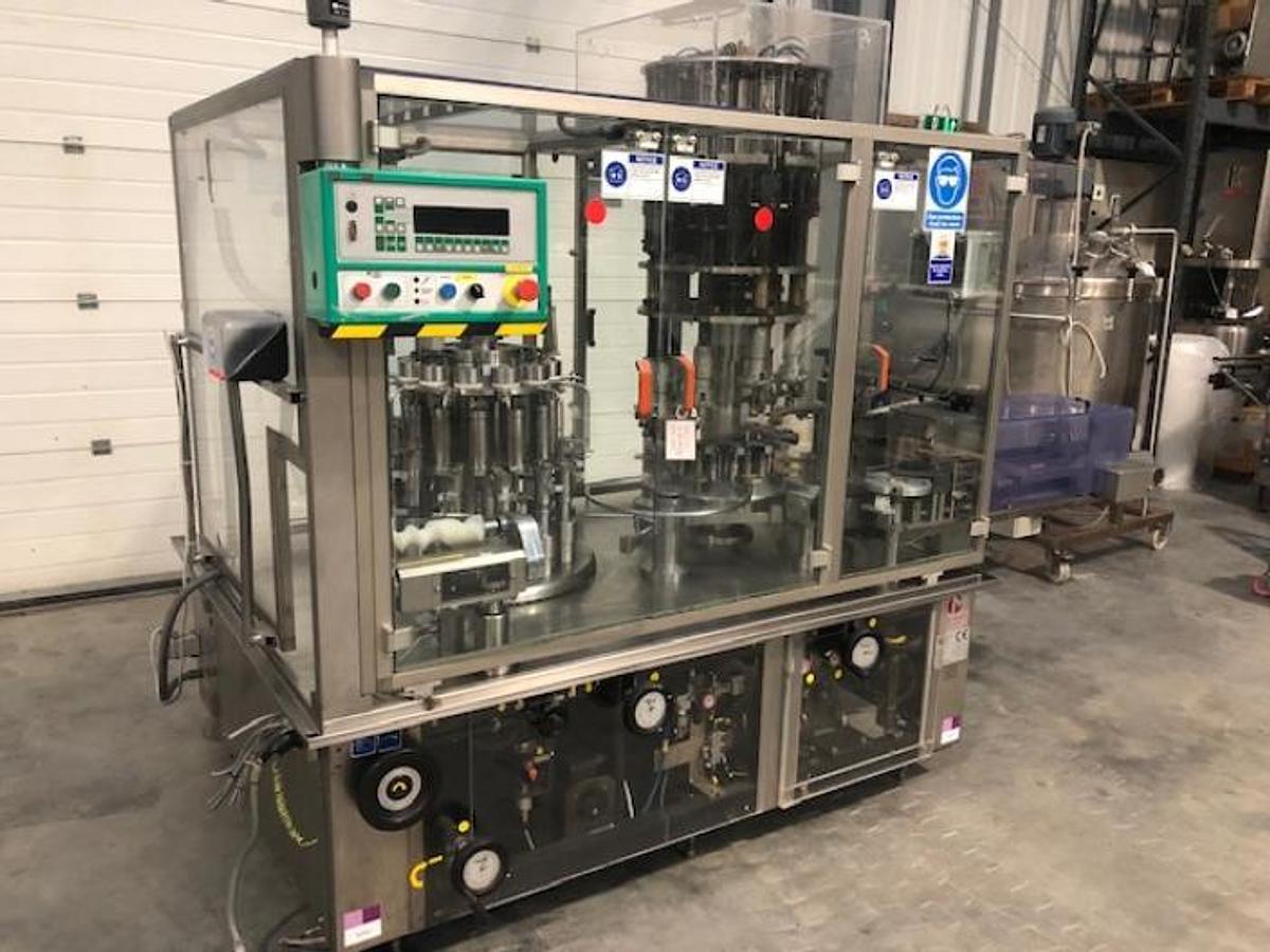 Used Marchesini ML616 filler/capper