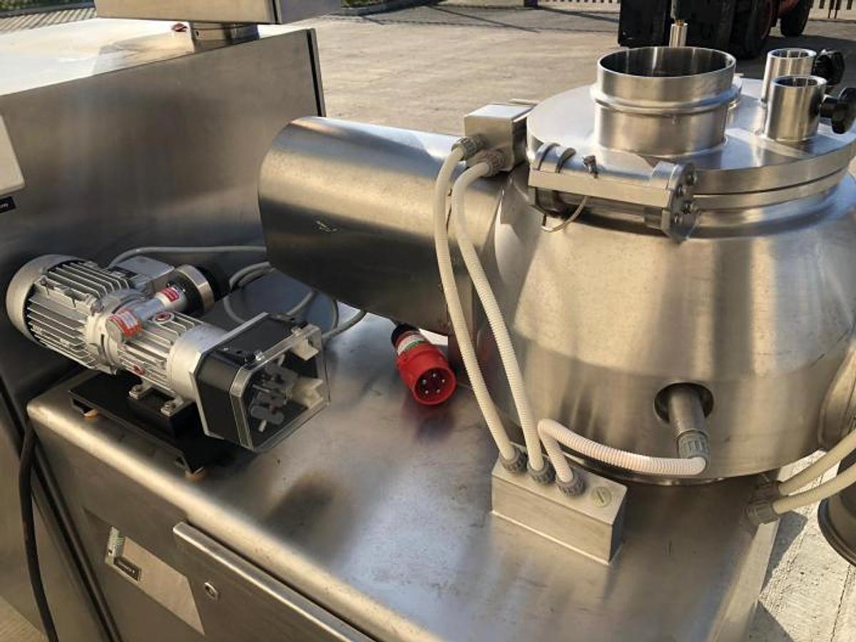 Used Glatt GCPG 3 5 Fluid Bed Dryer and Glatt VG25 Mixer Granulator processing suite