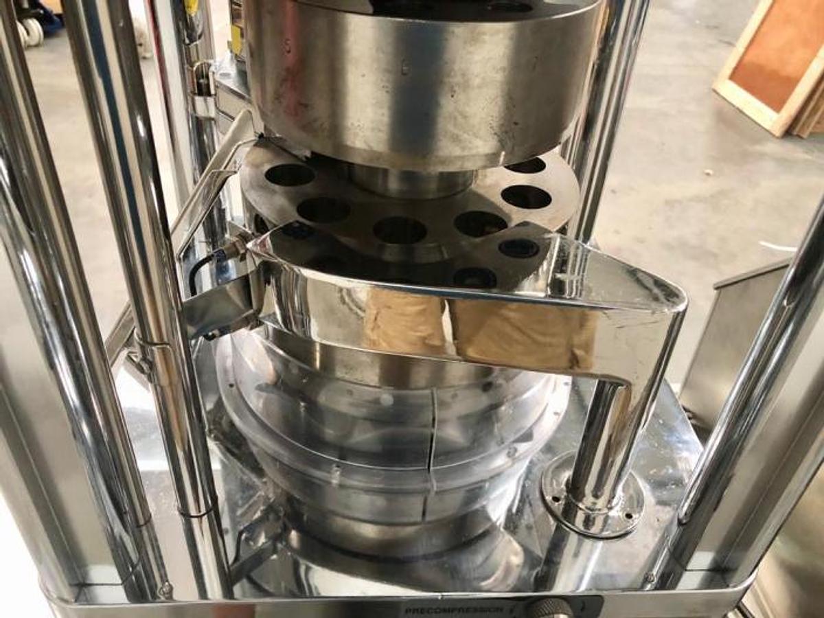 Used Riva Piccola rotary tablet press