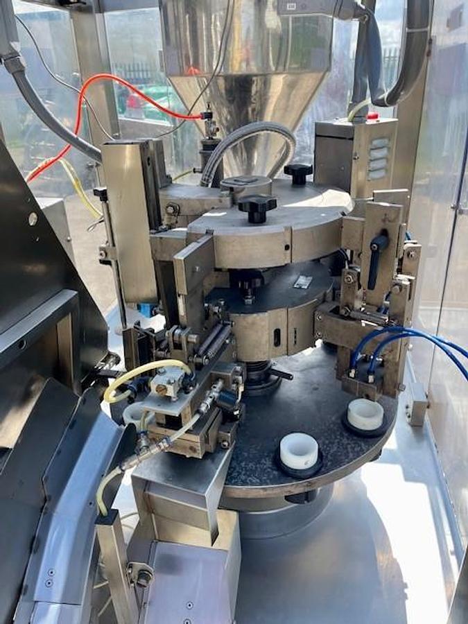 Used IMA COMADIS C1090 TUBE FILLER
