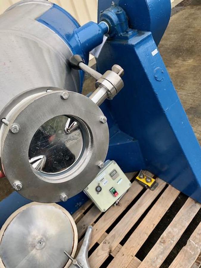 Used Apex V Blender