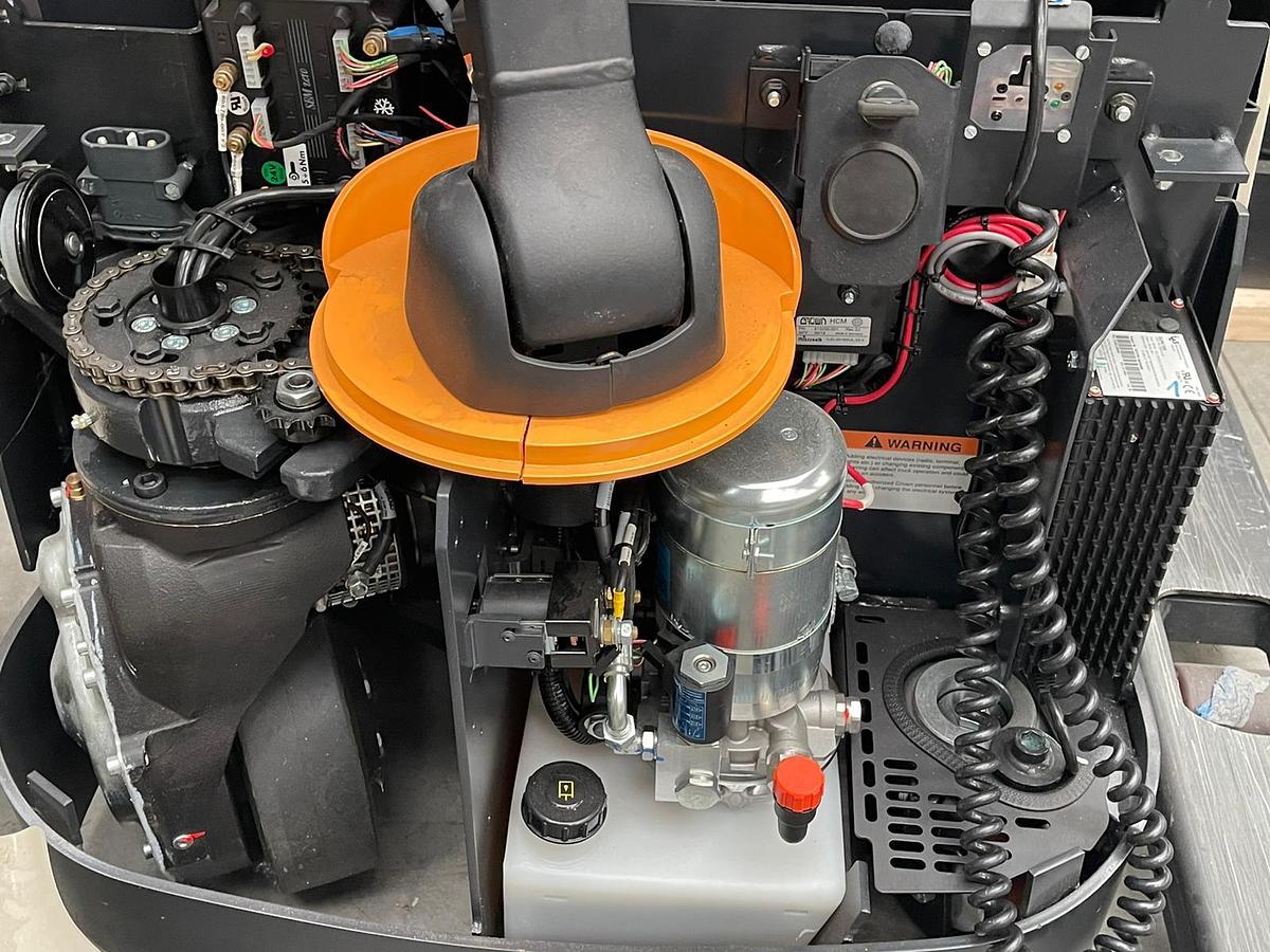2018 Crown WF 300-1.0 NT Fork Truck