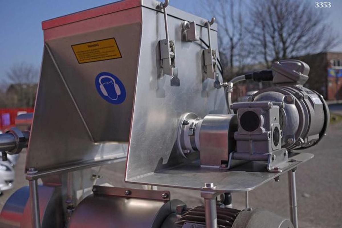 Used FLUID AIR type 003 micronising mill