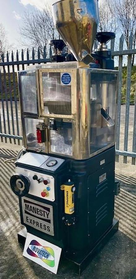 Used Manesty Express D tablet press