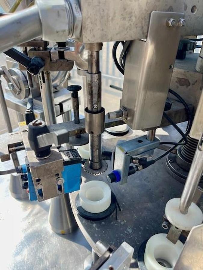 Used IMA COMADIS C1090 TUBE FILLER