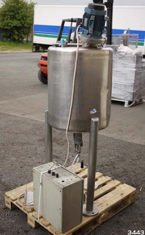 Used 110L stainless steel mixing vessel