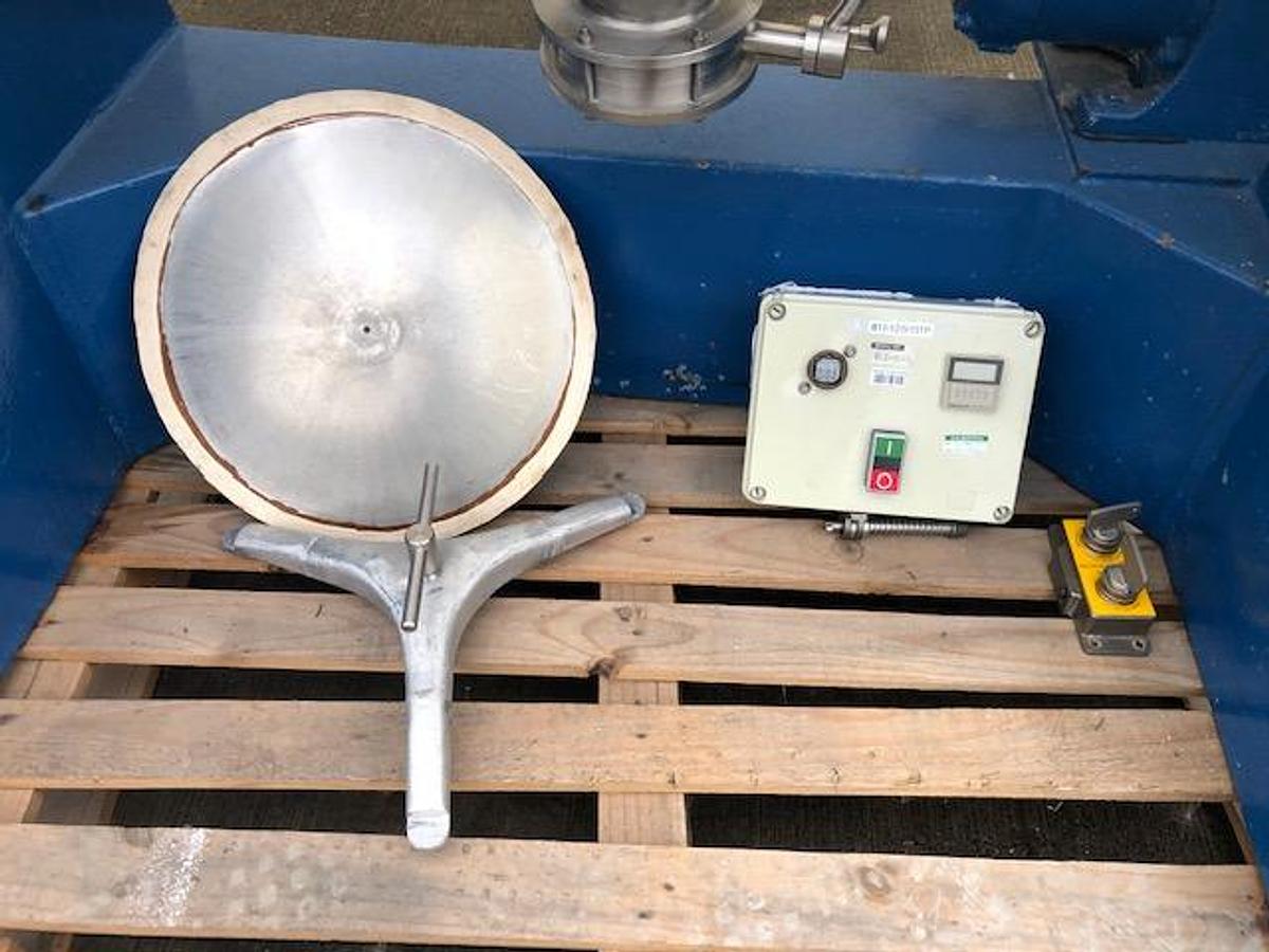 Used Apex V Blender
