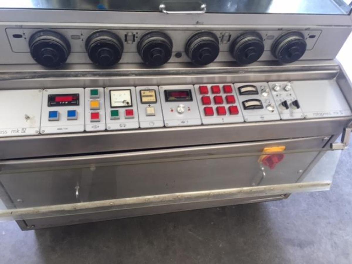 Used Manesty Rotapress Mark IV, 55 station