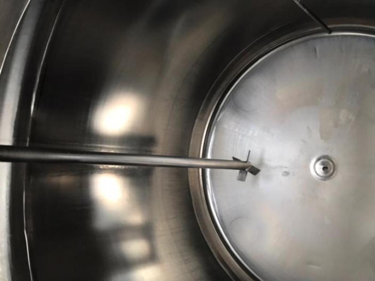 Used Stainless Steel mixing vessel 1100 litres