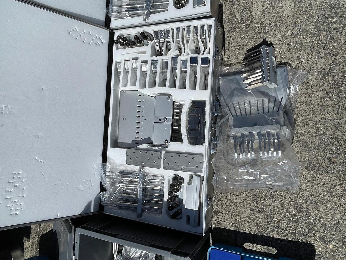 Used Macofar CD60 Capsule Filling Machine