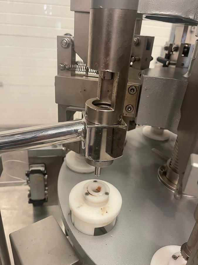 Used Comadis C150 Metal Tube Filler