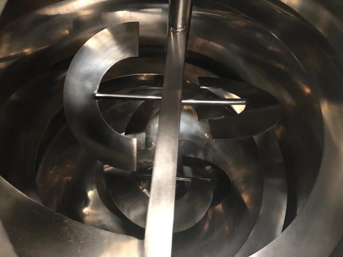 Used Stainless Steel 300L mixing vessel