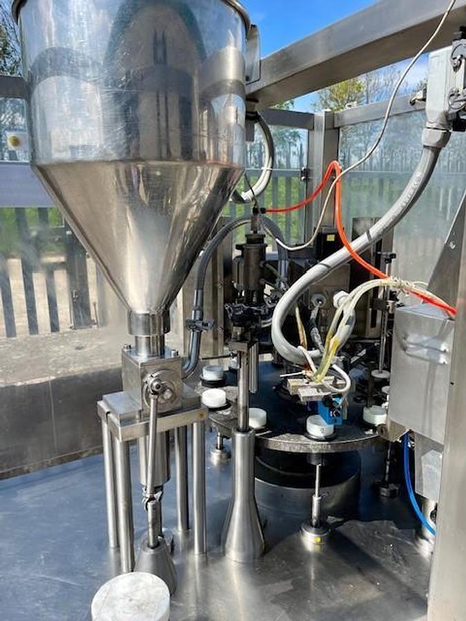 Used IMA COMADIS C1090 TUBE FILLER