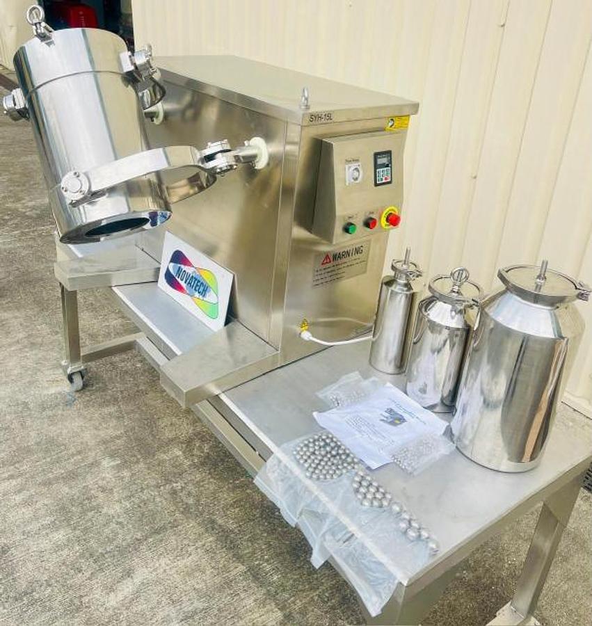 Used Stock Ref T2405 PI-KEM 3D movement mixer