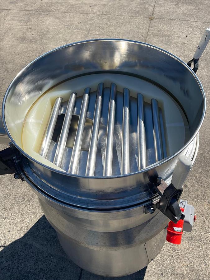 Used Russell Finex 20" Vibratory Sieve