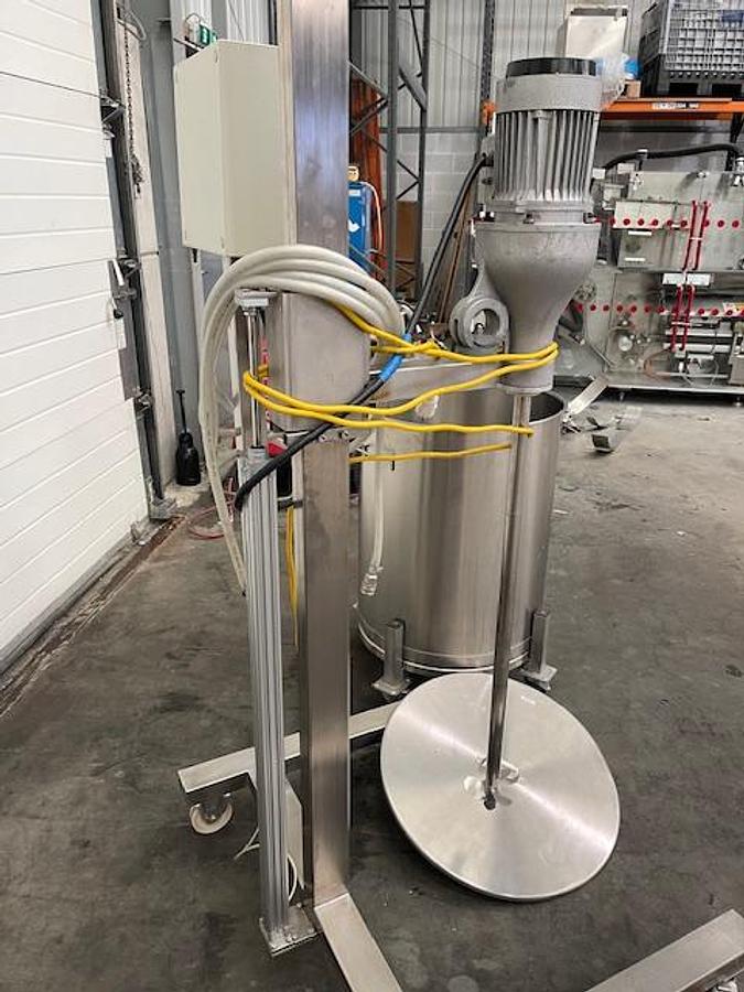 Used Stainless Steel 200L mixing vessel