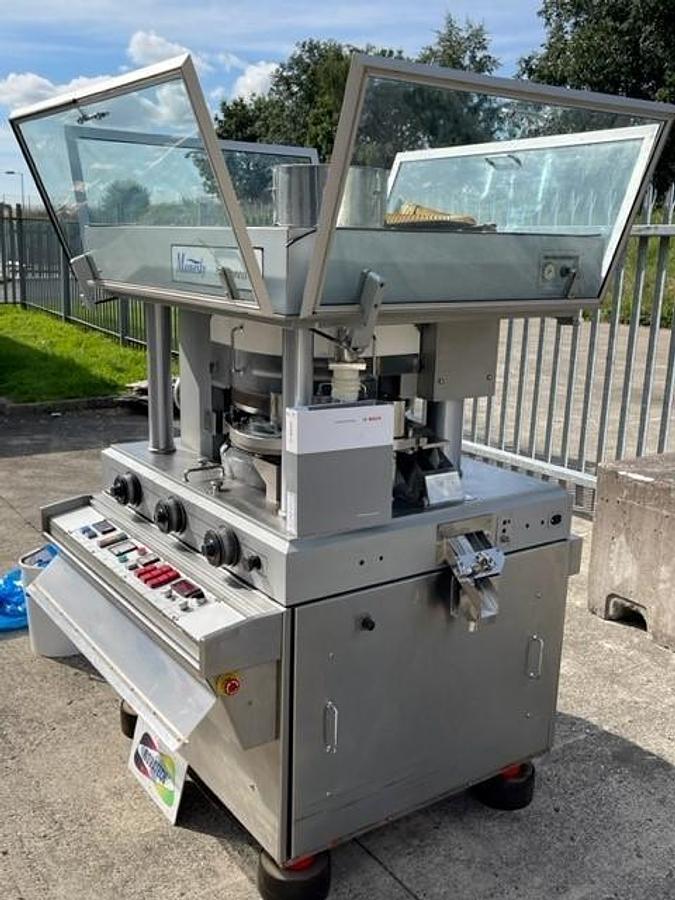 Used Manesty Novapress 2 37 station D tablet press