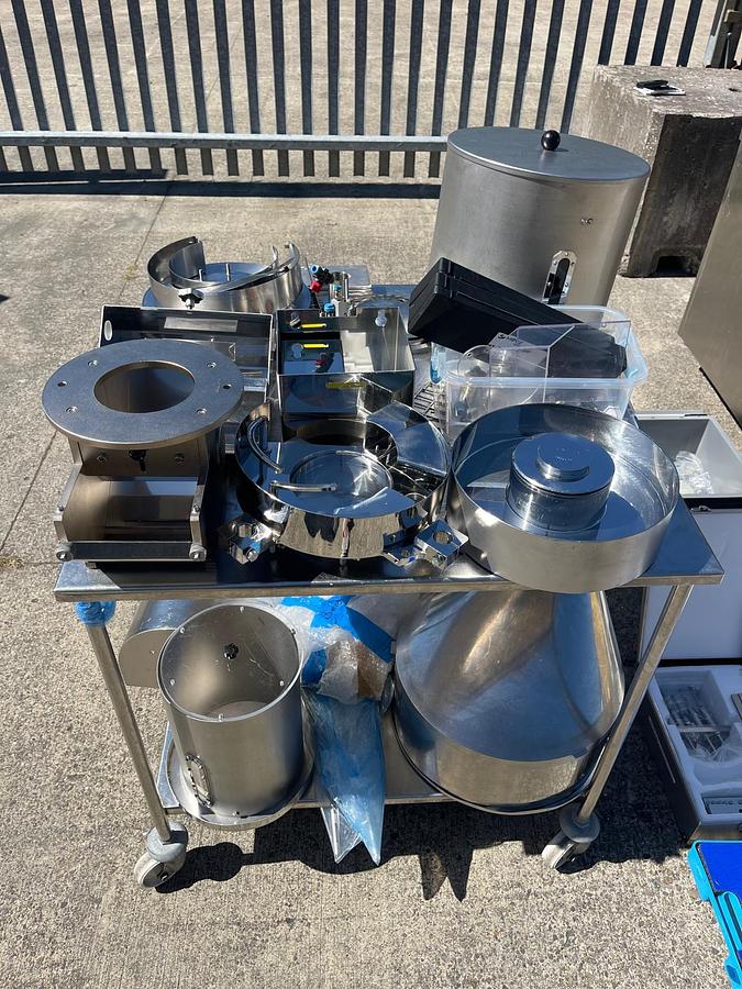 Used Macofar CD60 Capsule Filling Machine