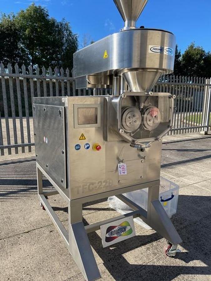 Used Vector Freund TFC220 roller compactor