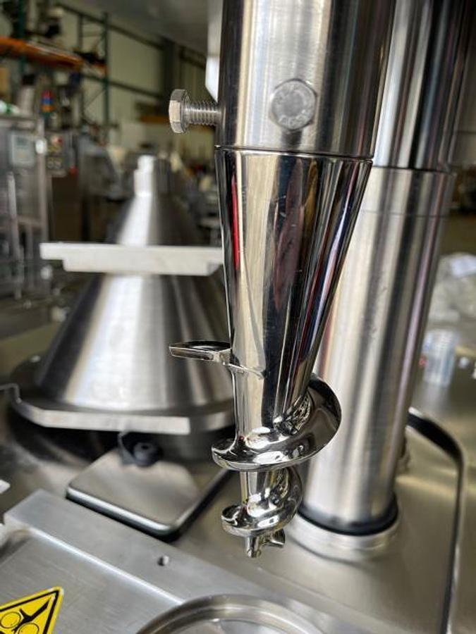 Used Vector Freund TFC220 roller compactor