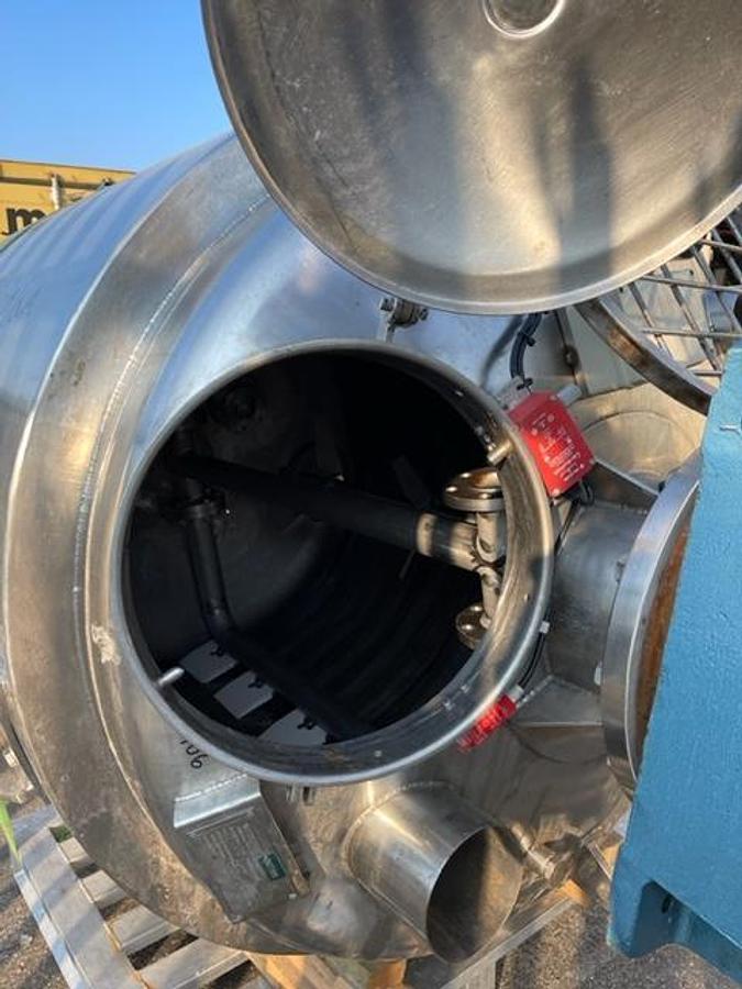 Used Websters 2000L jacketed process vessel