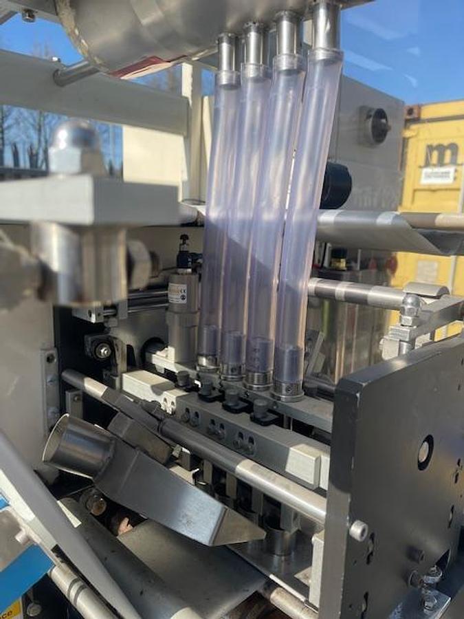 Used Ilapak Alfa PC400 Sachet Filler