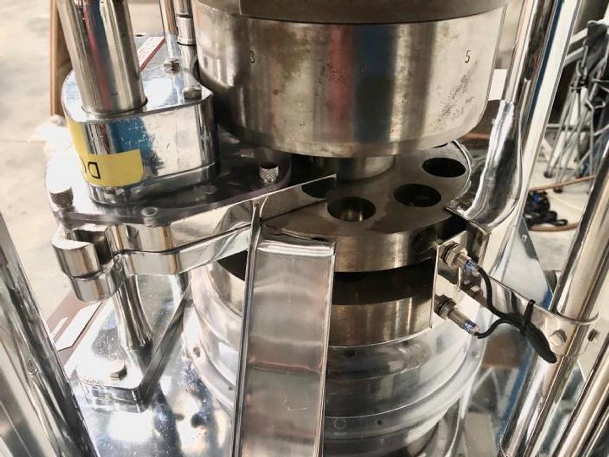 Used Riva Piccola rotary tablet press