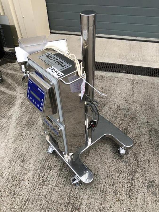 Used Safeline PH2 metal detector