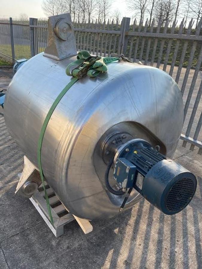 Used Websters 2000L jacketed process vessel