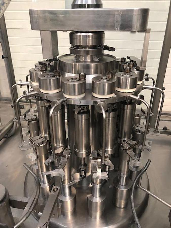 Used Marchesini ML616 filler/capper