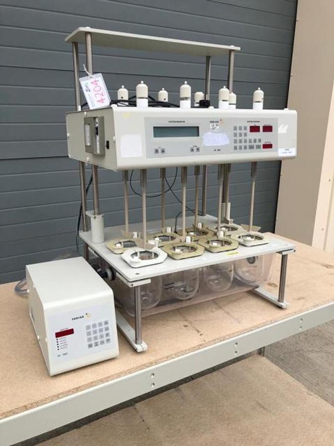Used Vankel Varian VK7000 dissolution machine