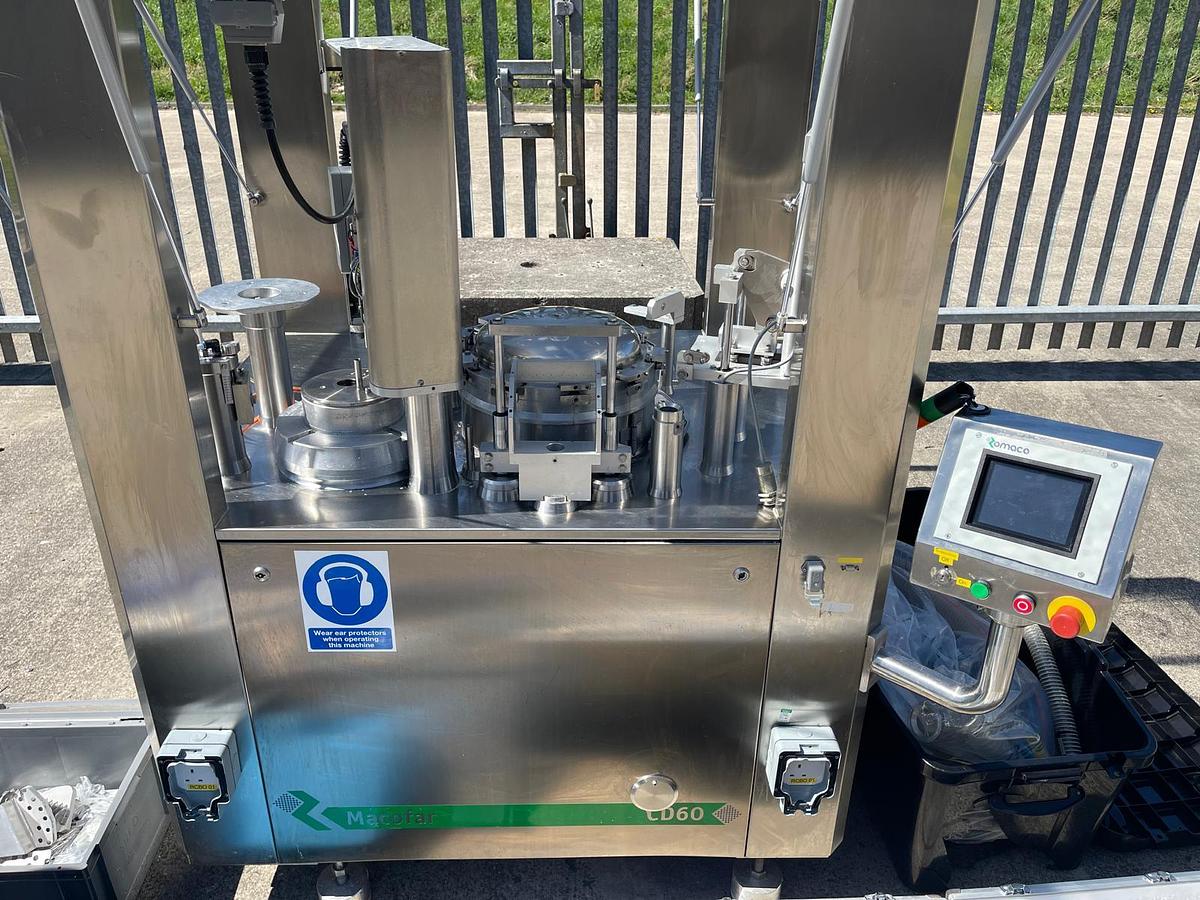 Used Macofar CD60 Capsule Filling Machine