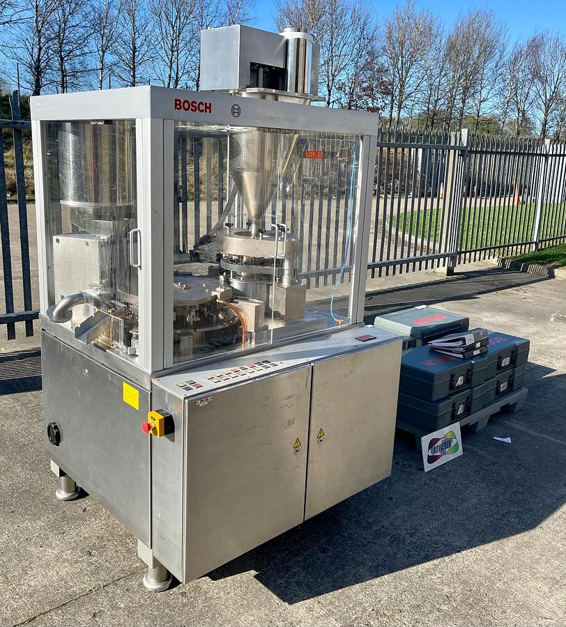 Used Bosch GKF1500 Capsule Filling Machine