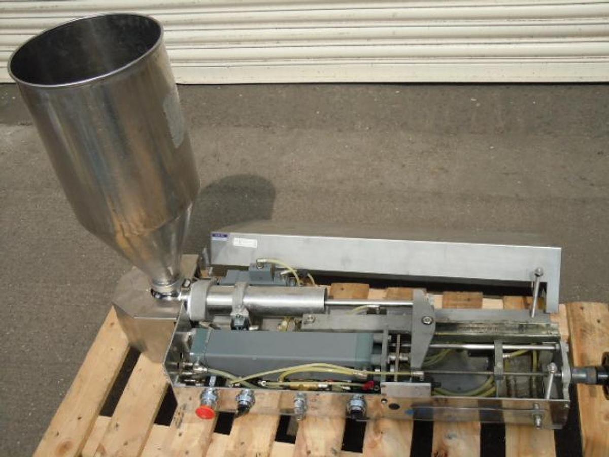 Used Stock  Ref 3258 - Adelphi Centrair single head filler