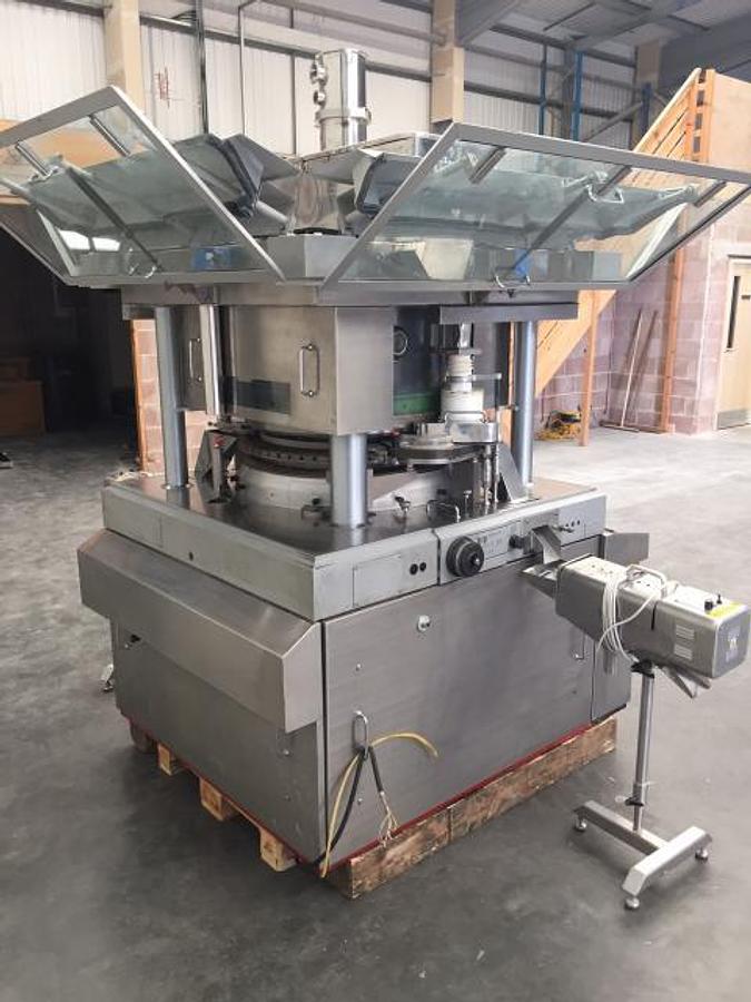 Used Manesty Rotapress Mark IV, 55 station
